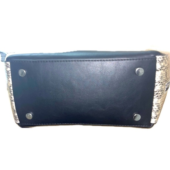 Alfani Bangle Hobo Shoulder Bag, Snakeskin Trim, Vegan Leather, Black/Silver NWT - Picture 7 of 8